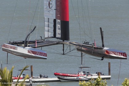 03 06 2013 - San Francisco (USA,CA) - 34th America's Cup - Luna Rossa lifted at its Pier 32 base