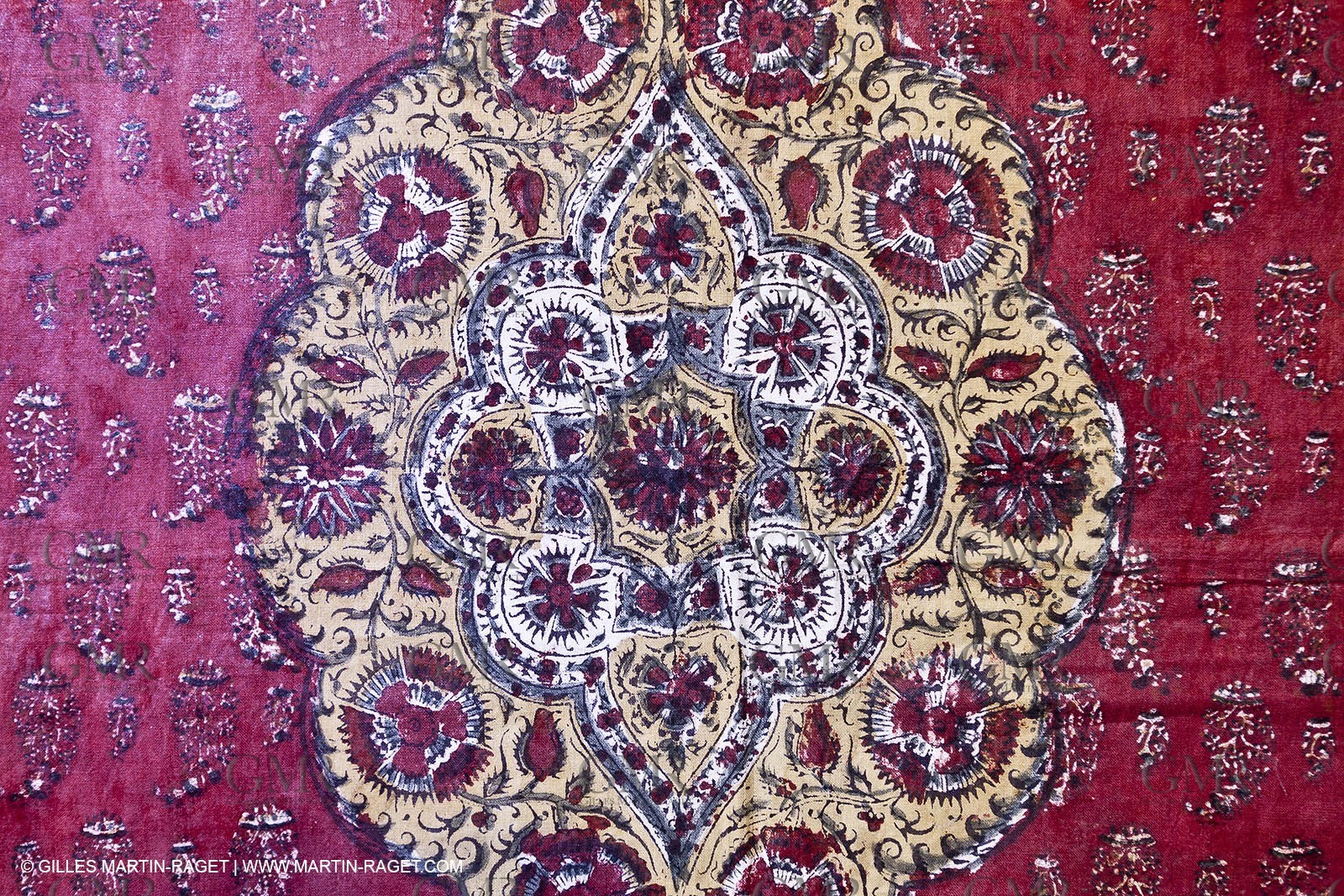 30 06 2011 - Toulon (FRA,83) - Villa Rosemaine - Indiennes sublimes exhibition