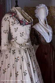 30 06 2011 - Toulon (FRA,83) - Villa Rosemaine - Indiennes sublimes exhibition