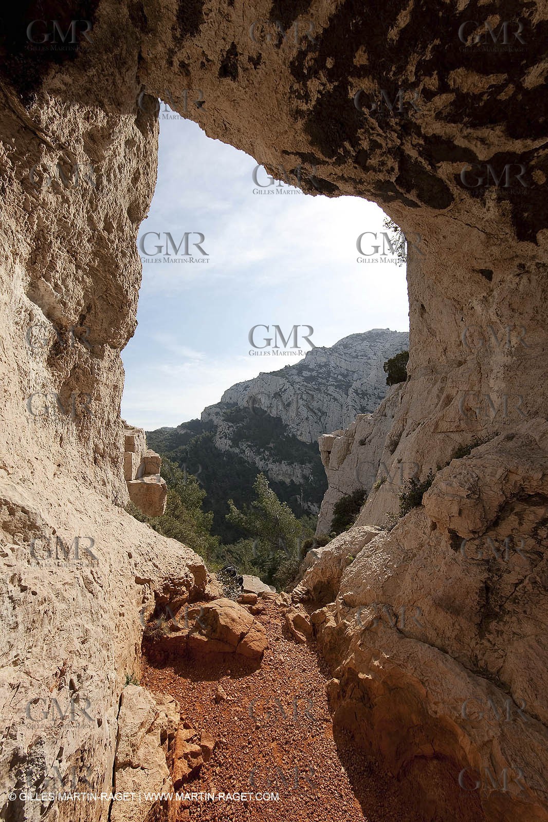 25 03 2009 - Marseille (FRA, 13) - Les Calanques - Massif de Marseilleveyre - La Roche Percée