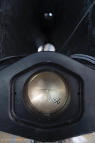 29 10 2018, La Grande Motte (FRA,30), Chantier Gunboat, construction du Gunboat 68, détail tube mât