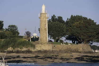 Phres, balises, semaphores, lighthouses, semaphoruses,