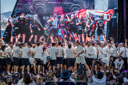 04 10 2024, Barcelona (ESP), 37th America's Cup, Louis Vuitton Cup Final, Race Day 7 , Prizegiving