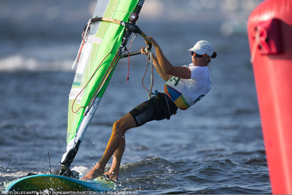 14 08 2016, Rio de Janeiro (BRA), 2016 Olympic Games, Sailing, RSX Women medal race, Charline Picon (FRA), gold medalist