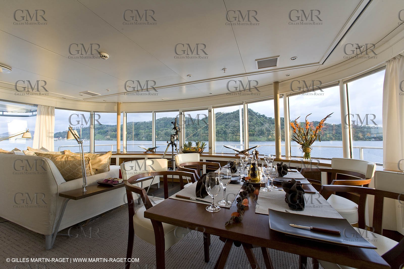 01 02 2008 - San Blas Archipelago (Panama) - Motor Yacht Senses