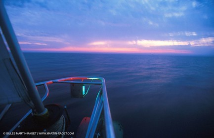 Crusing monohull sailing