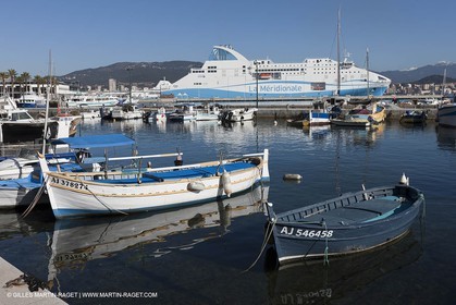 16 02 2012 - Ajaccio (FRA, Corse) - Compagnie la Méridionale - Le Piana en escale à Ajaccio