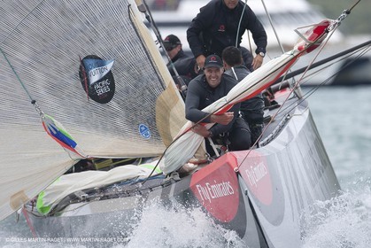 14 02 2009 - Auckland (NZL) -  Louis Vuitton Pacific Series -  Racing Day 14 - Challenger final