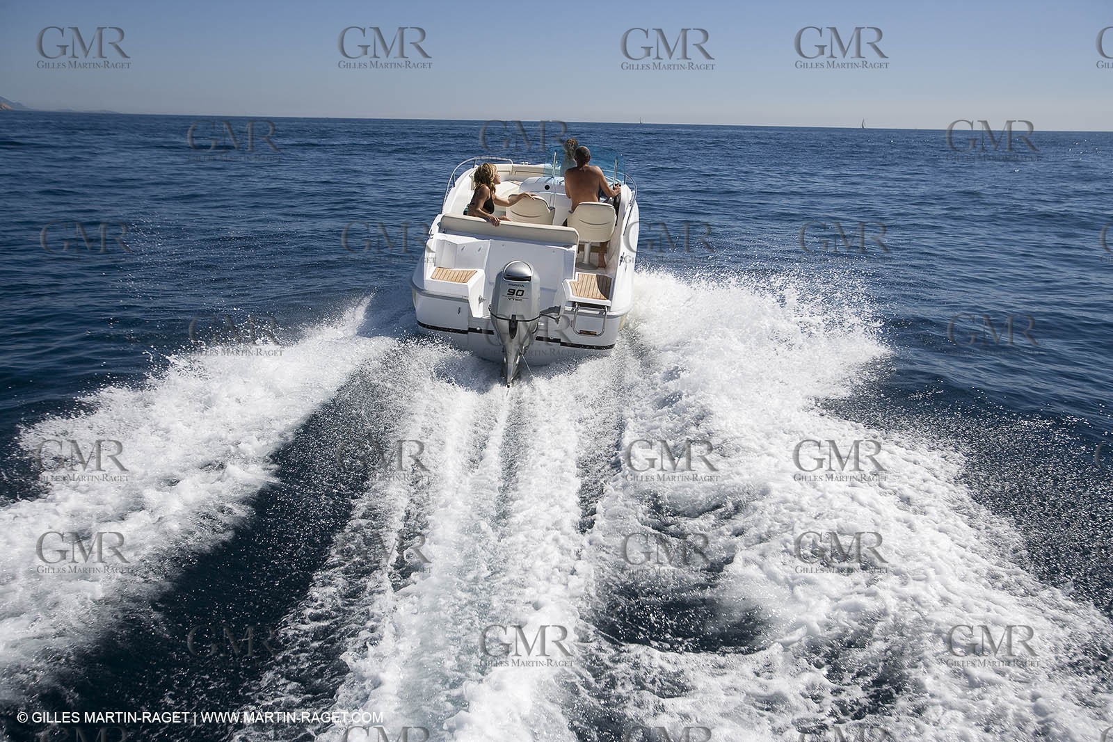 Motor boat running