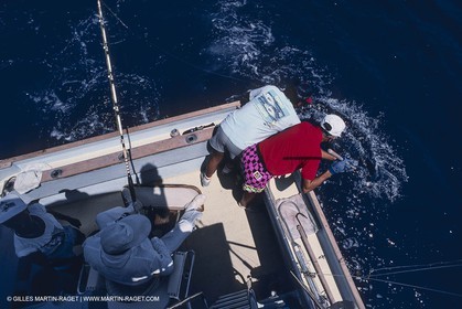 ScanAug0142144