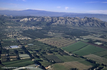 Barbegal plain - Alpilles - Ventoux