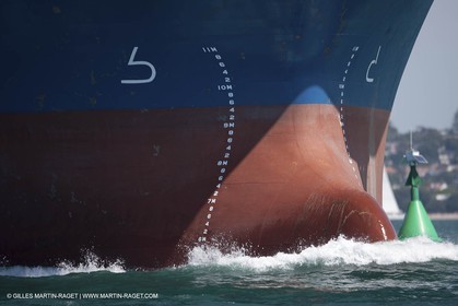 23 01 2009 - Auckland (NZL) - Louis Vuitton Pacific Series - BMW ORACLE Racing - Tuning up onboard Emirates Team New Zealand yacht