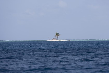 01 02 2008 - San Blas Archipelago (Panama) - Motor Yacht Senses