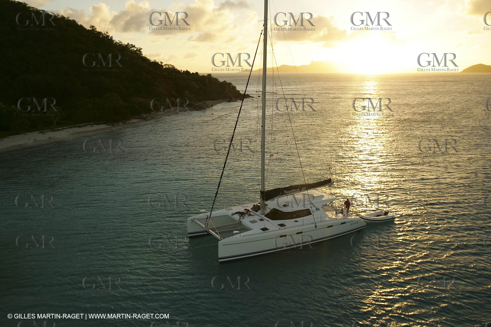 Cruising multihull mooring