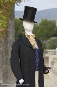 31 10 2013 - Ansouis (FRA,84) - Chateau d'Ansouis - Costumes de l'exposition Habits d'hommes