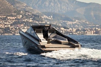 11 11 2009 - Saint Jean Cap Ferrat (FRA,06) Wally Yachts - Wallypower 55