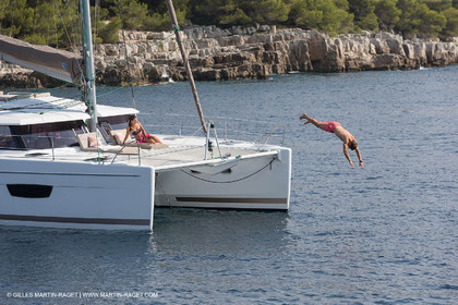 12 09 2016, Cannes (FRA,06), Chantier Fountaine-Pajot, Helia 44