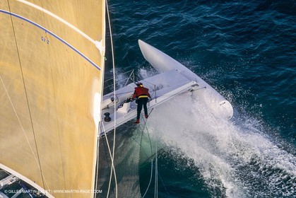 Sailing, Overall speed record attempt, L'Hydroptère