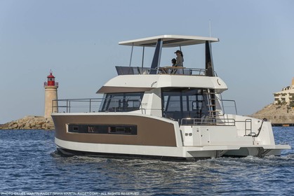 08 04 2015, Andraitx (Isla de Mallorca, Islas Baleares, ESP), Chantier Fountaine-Pajot, Motor Yacht 37
