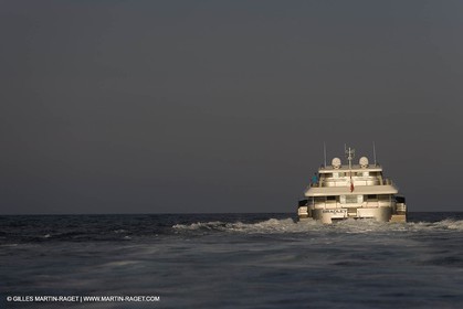 11 06 2007 - Valencia (Spain) - Bradley, super yacht catamaran dessiné par Gilles Vaton et construit par H2X à la Ciotat (France)