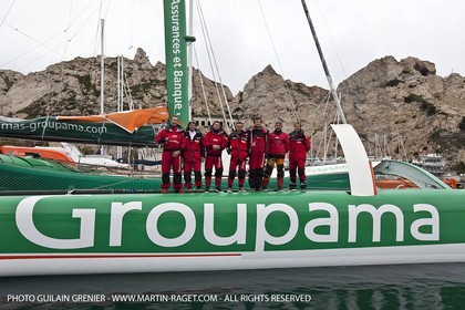 14 05 09 - Marseille - Record de la Méditerranée - Groupama 3 - Franck Cammas - G class - Départ de Marseille pour Carthage