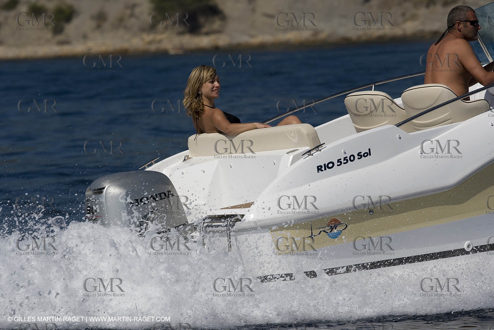 Motor boat running