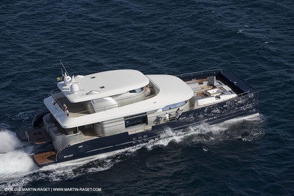 13-07-07 - La Ciotat (FRANCE) - MotorYacht - Chantier H2X