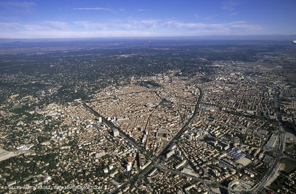Nîmes