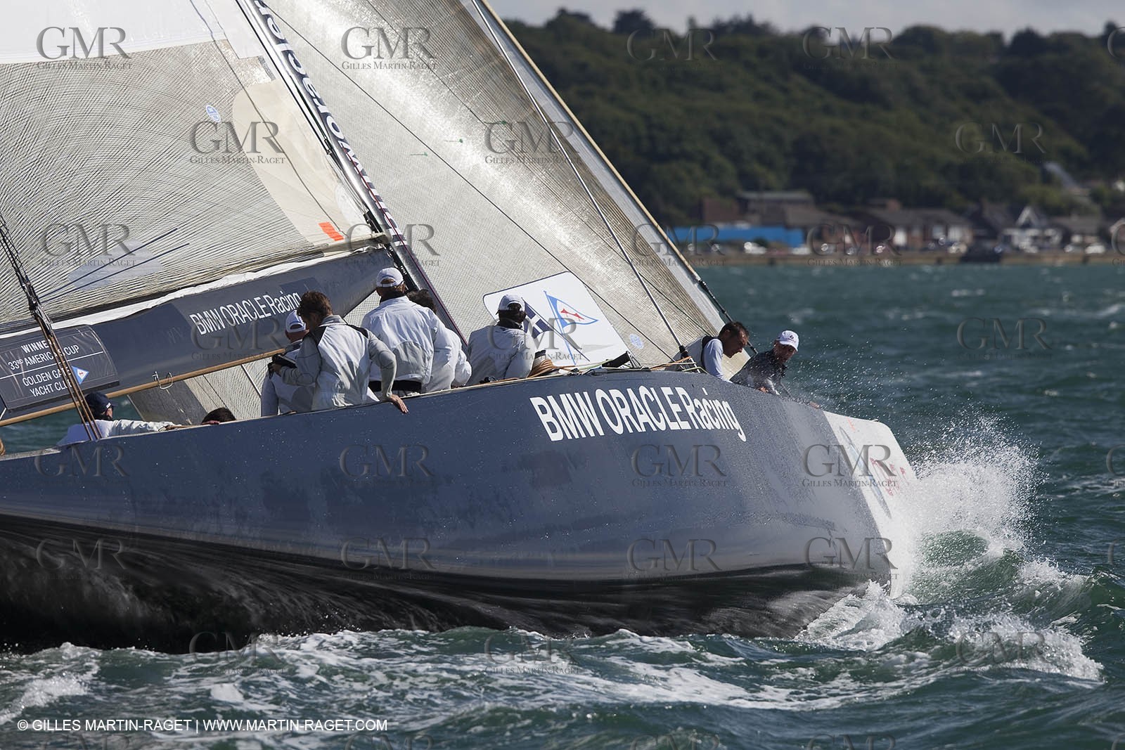03 08 2010 - Cowes (UK, IOW) - The 1851 Cup -  BMW ORACLE Racing - Day 1.