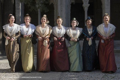 02 06 2014, ARles (FRA,13), Cérémonie de passation des bijoux de la Reine