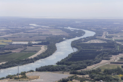 Le Rhône à Arles