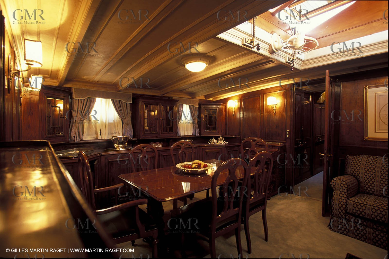 Interiors - Classic yachts - Orion