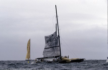 America's cup - San Diego 1995 - Défi français - démâtage France 3