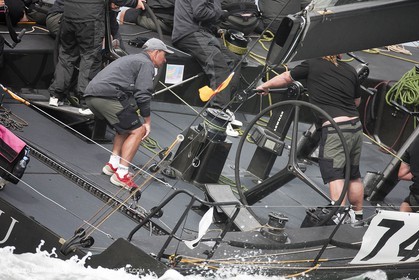 04 08 2010 - Cowes (UK, IOW) - The 1851 Cup -  BMW ORACLE Racing - Day 2.