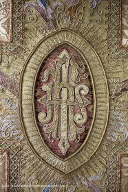 04 02 2013 - Marseille(FRA,13), Notre Dame de la Garde, Vêtements liturgiques