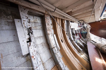 13 03 2010 - La Ciotat (FRA,13) - Mariska - Aile Blanche - Etat avant restauration