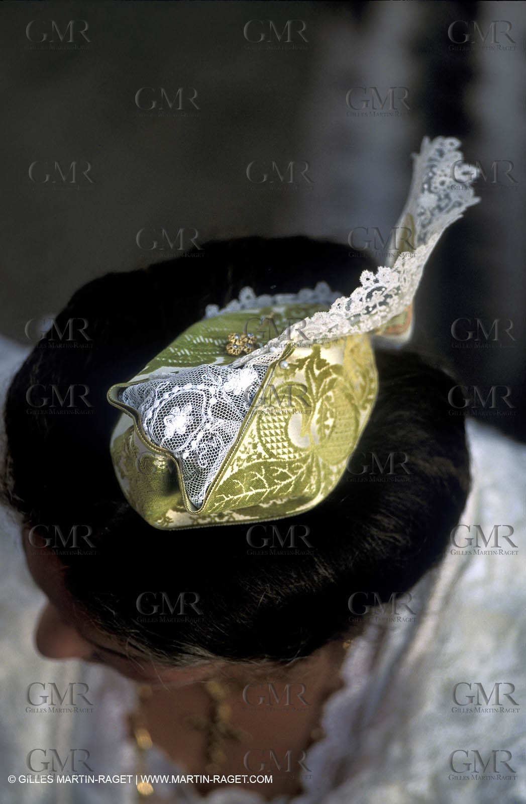 Women of Arles in traditional costume