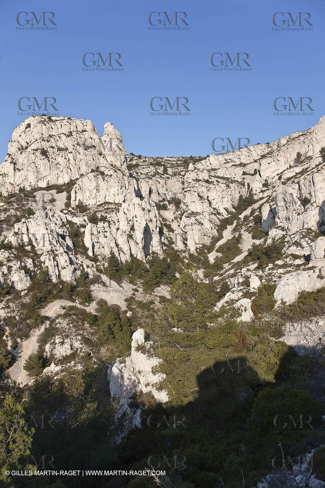 23 03 2009 - Marseille (FRA, 13) - Les Calanques - Walkyries circus