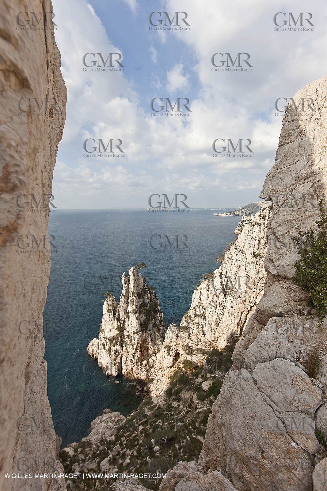 20 03 2009 - Marseille (FRA, 13) - Les Calanques - Pic de l'Eissadon and devenson cliffs