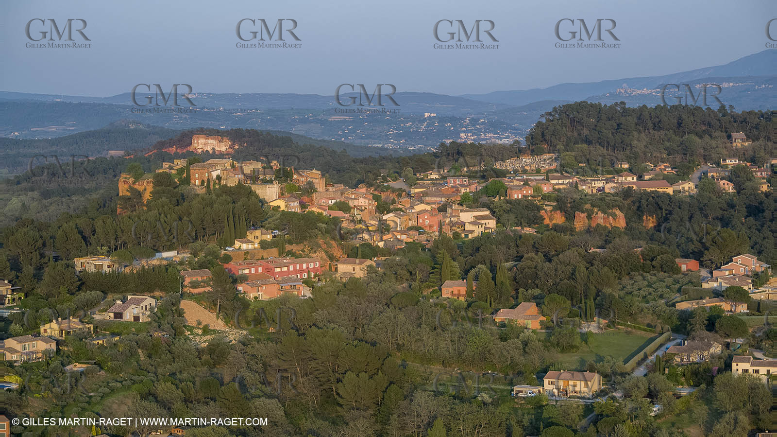 19 04 2018,Roussillon (FRA,84)