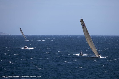 05 08 2010 - Cowes (UK, IOW) - The 1851 Cup -  BMW ORACLE Racing -  - Round The Island Race - From Ste Catherine to the Needles.