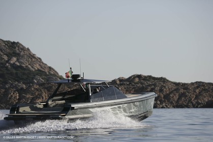 16 07 2007 - Portisco (Italie, Sardaigne) - Wally Power 47 millesime 2007