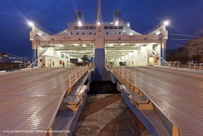 31-01-12   Marseille (FRA,13) Bastia (FRA,Corse) Croisière inaugurale et baptême du Ferry PIANA de La Meridionale