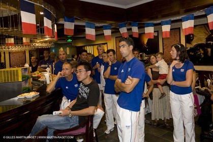07 08 2008 - Qingdao (CHN) - Jeux Olympiques - Voile - Inauguration du club France à l'Hôte Grand Regency et conférence de presse en duplex avec le centre de presse de Pékin