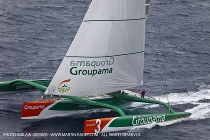 14 05 09 - Marseille - Record de la Méditerranée - Groupama 3 - Franck Cammas - G class - Départ de Marseille pour Carthage