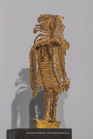 30 10 2023, Montpellier (FRA), oeuvre de Germaine Richier, Exposition Centre Pompidou - Musée Fabre 2023, Seiche n° 10 1954, Bronze naturel nettoyé, Pièce unique, Fondeur : L. Thinot, Paris, 14 vx 5 x 2,5 cm, Galerie de la Béraudière, Bruxelles