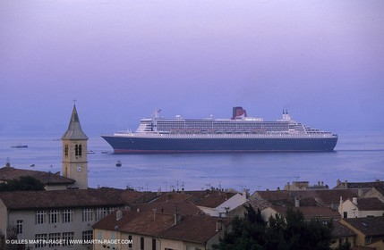 Marseille - Estaque district - Queen Mary II arrival