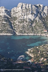 04 04 2009 - Marseille (FRA, 13) - Les Calanques - Calanque de Sormiou vue depuis le Baou Rond