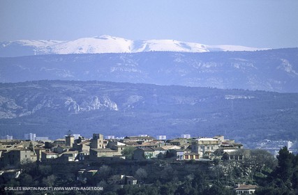 Luberon hills - Cornillon-Confoux, Mont Ventoux