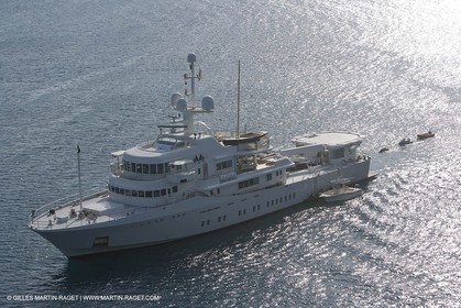 01 02 2008 - San Blas Archipelago (Panama) - Motor Yacht Senses